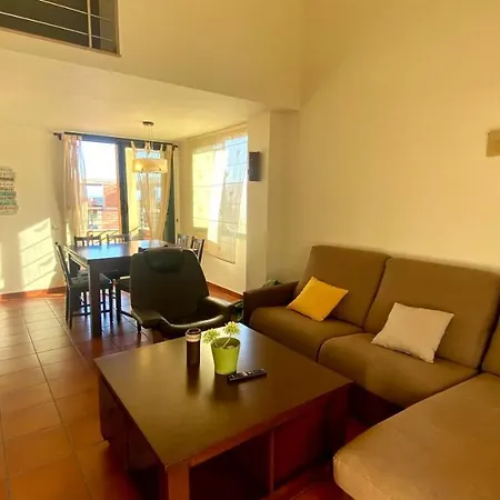 Apartamento Acogedor Con Altillo Msj 53 Calafat