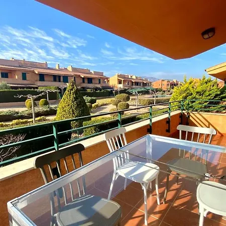 Acogedor Con Altillo Msj 53 * Calafat